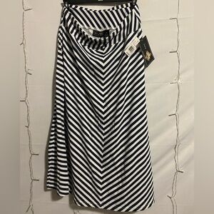 Chico's Navy and White Chevron A-Line Skirt